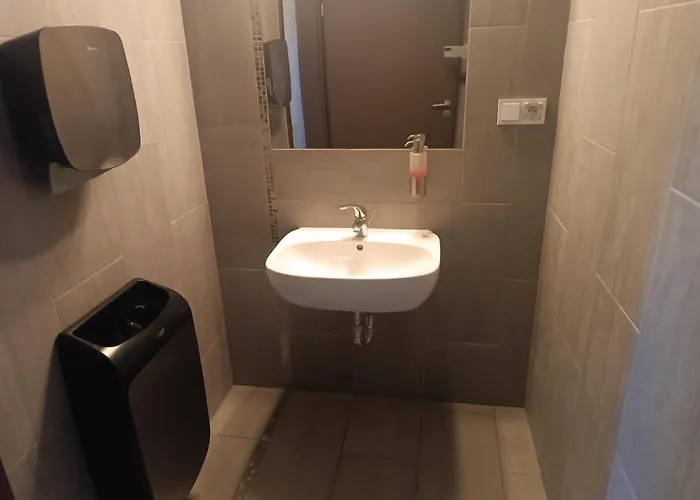 Strefa Budget شقة فندقية